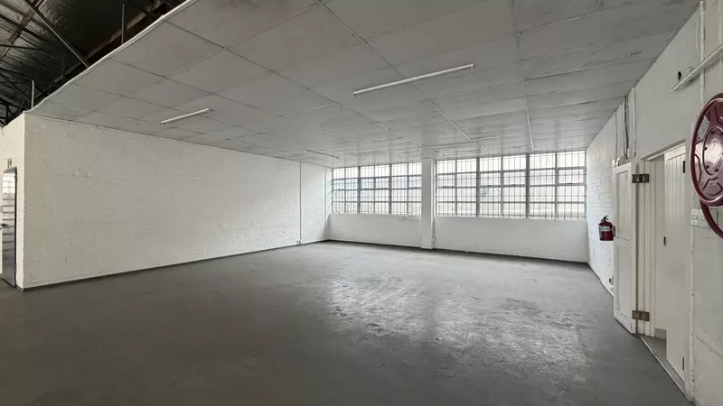 1 400 m² Industrial to let in Paarden Eiland, 58 Marine Drive (photo 16)