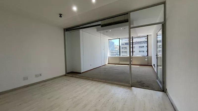 234 m² Office to let in Cape Town City Centre/CBD, 2 Long (photo 6)