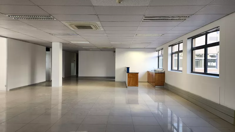 7 548 m² Office to let in Bellville, Ambition24hours (107 Voortrekker Road) (photo 16)