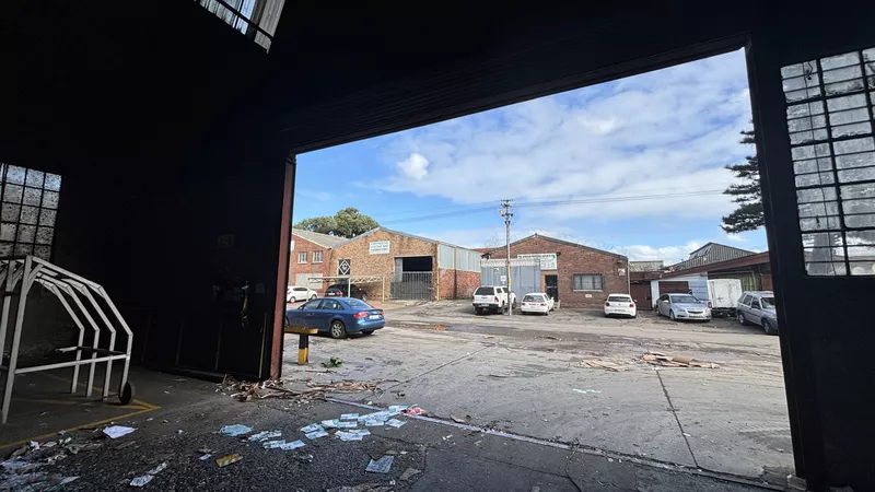 4 549 m² Industrial for sale in Beaconvale, 36 Glenhurst Street (photo 13)