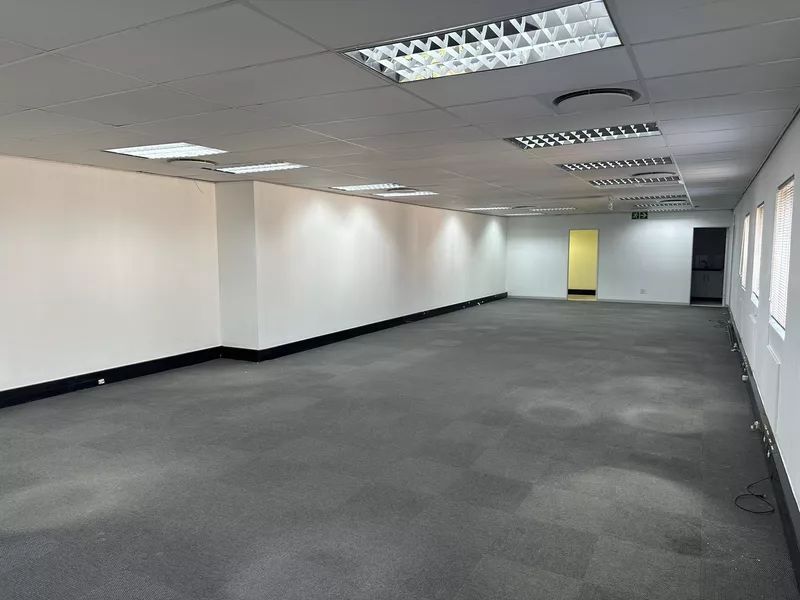 173 m² Office to let in Gauteng, Clearwater Office park (photo 17)