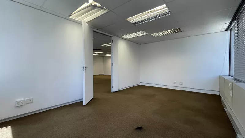 234 m² Office to let in Cape Town City Centre/CBD, 2 Long (photo 21)