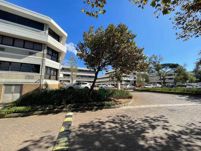 797 m² Office to let in Pinelands, Golf Park (photo 4)