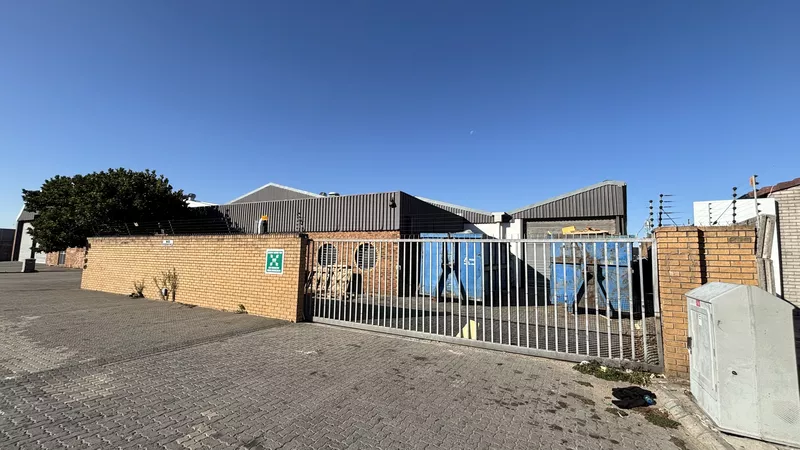 3 170 m² Industrial to let in Brackenfell Industrial, 10 Lood Street, Brackenfell (photo 49)