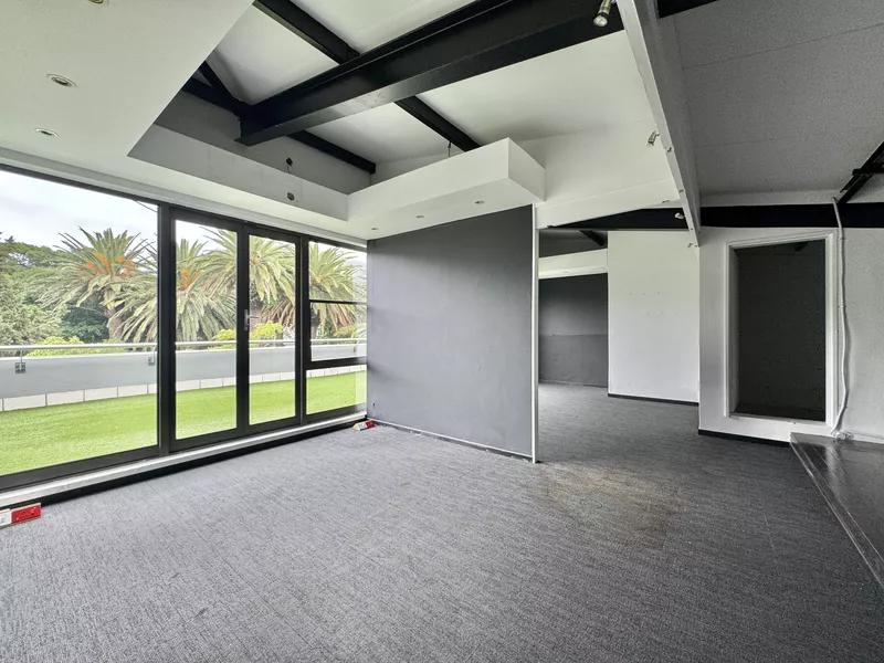 388 m² Office to let in Cape Town, Lifestyle on Kloof (photo 18)
