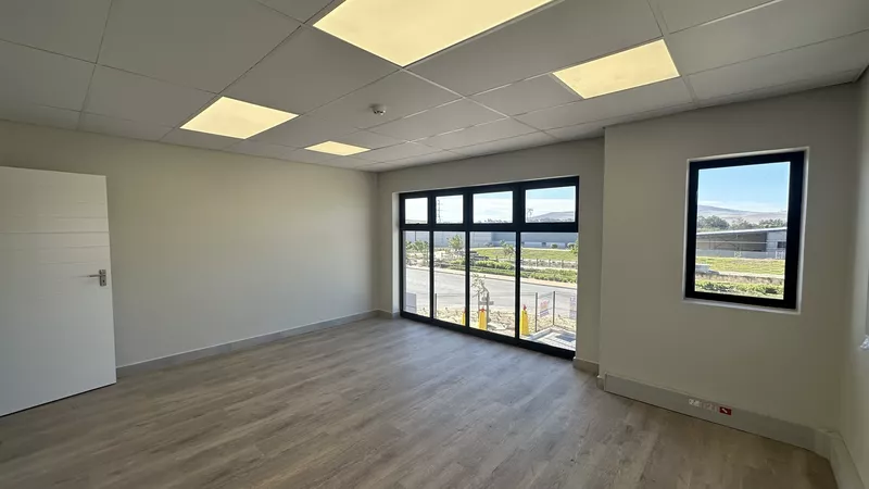 1 066 m² Industrial to let in Rivergate, 9 Titan Street (photo 18)
