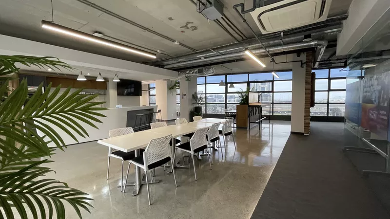 704 m² Office to let in Woodstock, The District (photo 32)