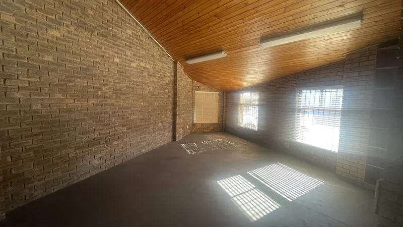 350 m² Industrial to let in Epping, Denval Industrial Park (photo 10)