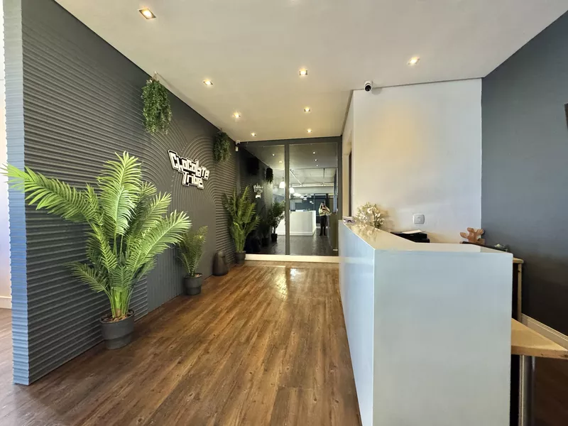 219 m² Office to let in Cape Town, Hill House (photo 3)