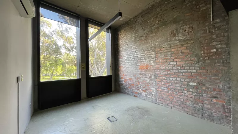 815 m² Office to let in Woodstock, Tramways (photo 15)