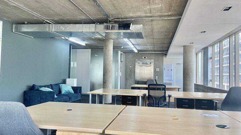180 m² Office to let in De Waterkant, 22 Somerset Road (photo 8)