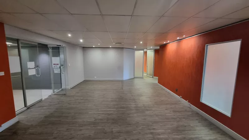 669 m² Office to let in Cape Town City Centre/CBD, 2 Long (photo 20)
