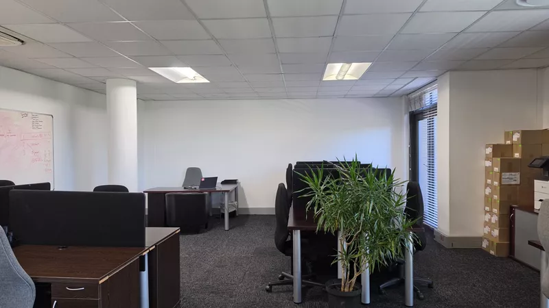 658 m² Office to let in Estuaries Office Estate, 2 Oxbow Crescent, The Estuaries (photo 28)
