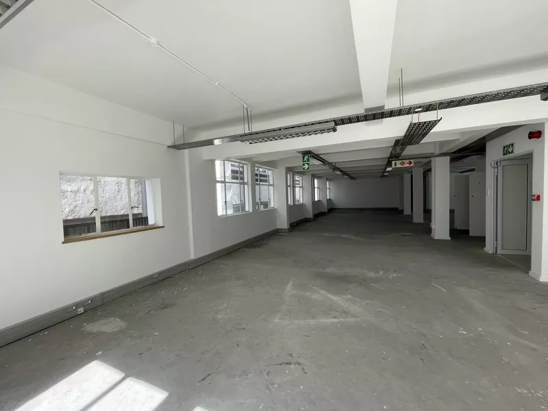372 m² Office to let in Cape Town City Centre/CBD, 33 Waterkant (photo 15)