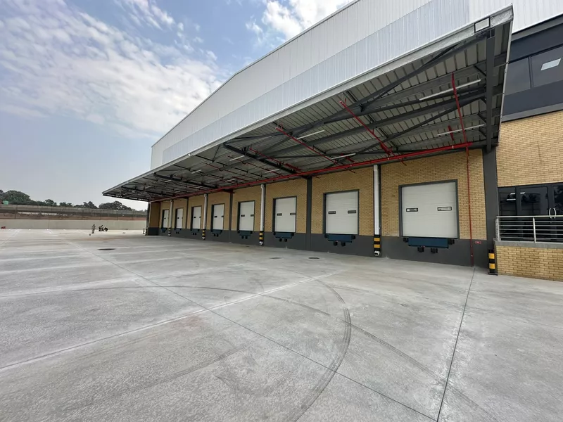 6 703 m² Industrial to let in Gauteng, Bredell (photo 2)