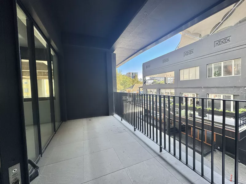 306 m² Office to let in Cape Town City Centre/CBD, City Park (photo 6)