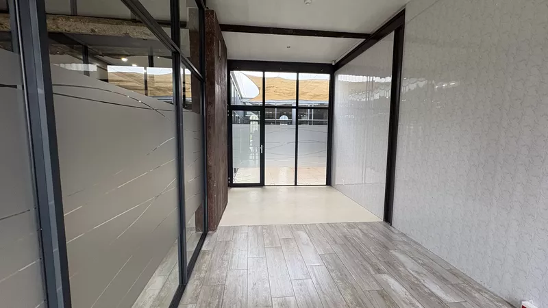 450 m² Office to let in Paarl, Simondium Guild (photo 26)