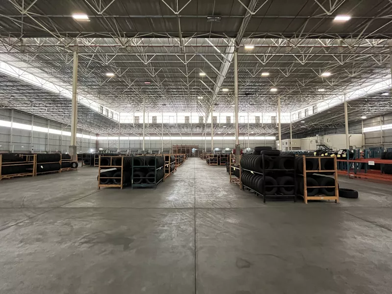 10 548 m² Industrial to let in Parow Industrial, 6 Koets Street (photo 9)