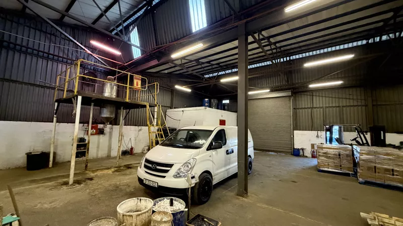 446 m² Industrial to let in Brackenfell, JT Ross Park Brackenfell (photo 8)