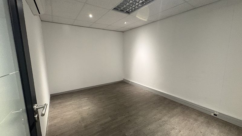 262 m² Office to let in Stellenbosch, Stellenpark Business Park (photo 21)