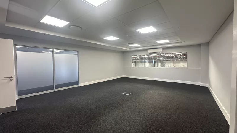 5 142 m² Industrial to let in Marconi Beam, 9 Prime Park (photo 17)