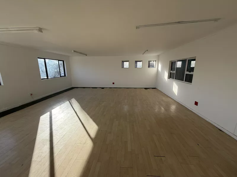 1 350 m² Industrial for sale in Blackheath, 27 Anfield Road (photo 19)