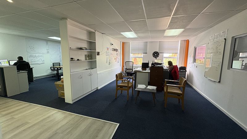 180 m² Office to let in Durbanville, Palm Grove (photo 40)