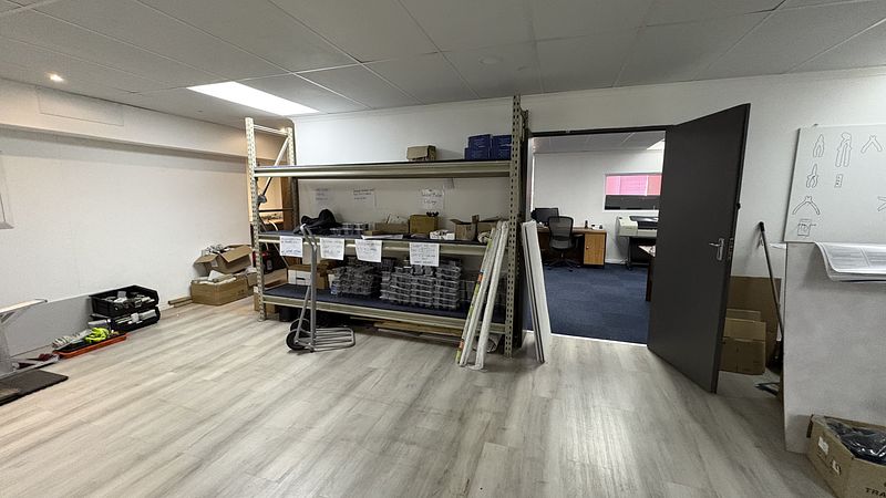 180 m² Office to let in Durbanville, Palm Grove (photo 32)