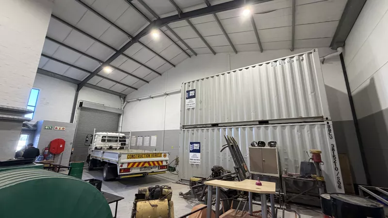 327 m² Industrial to let in Stonewood Estate , 27 Tanzanite Crescent (photo 5)