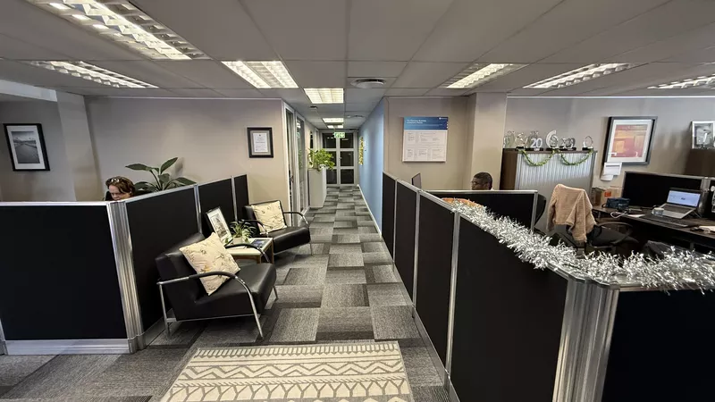 156 m² Office to let in Mowbray, Rondebosch Medical Centre (photo 13)