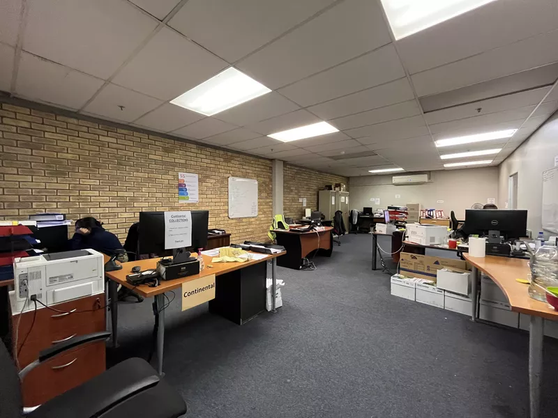 10 548 m² Industrial to let in Parow Industrial, 6 Koets Street (photo 24)
