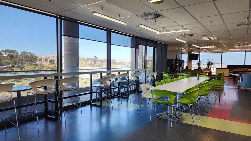 1 500 m² Office to let in Tyger Valley, Willowbridge Place (photo 47)
