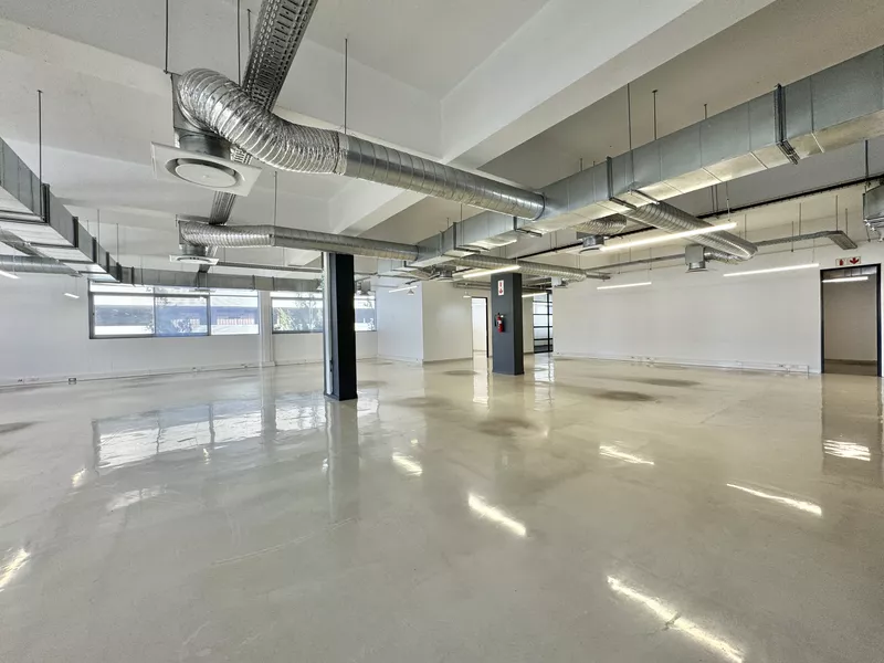 604 m² Office to let in Cape Town City Centre/CBD, 33 Martin Hammerschlag (photo 17)