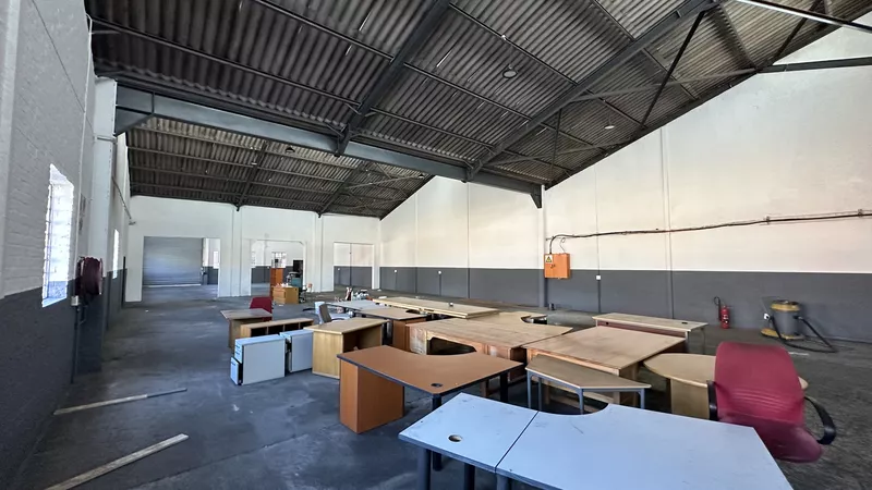 2 500 m² Industrial to let in Milnerton, 5 Marconi Cresent (photo 11)