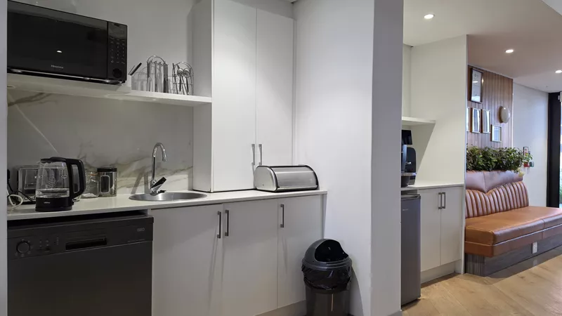 180 m² Office for sale in Century City, Bridgewater One - Studios (Block B) (photo 27)
