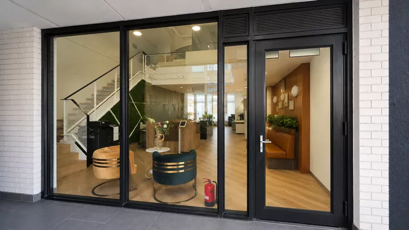 180 m² Office for sale in Century City, Bridgewater One - Studios (Block B) (photo 17)