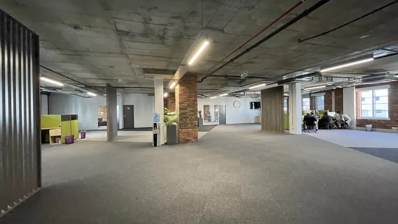 1 211 m² Office to let in De Waterkant, Sovereign Quay (photo 20)
