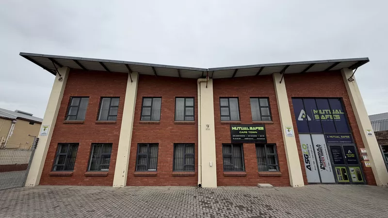 1 067 m² Industrial to let in Brackenfell, 9 Teejay Street (photo 1)