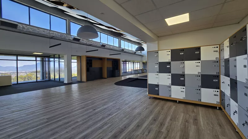 967 m² Office to let in Tygerberg Office Park, Drakenzicht - Tygerberg Park (photo 32)