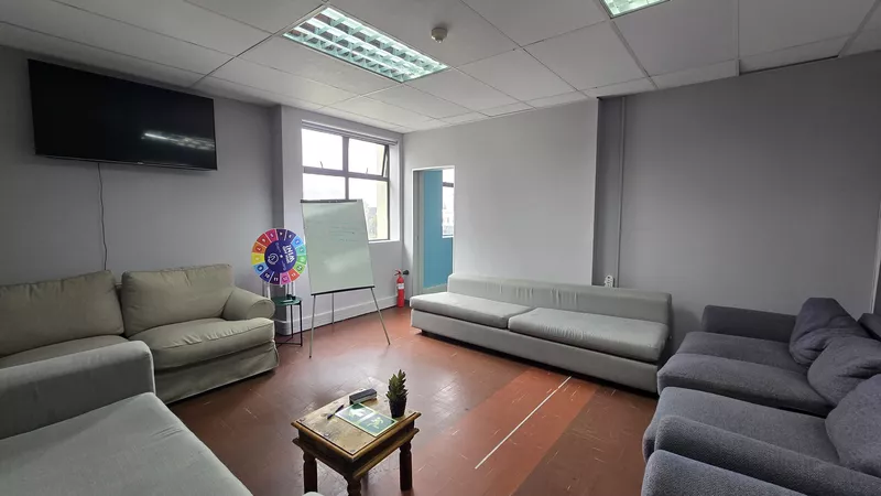 585 m² Office to let in Colosseum (photo 31)