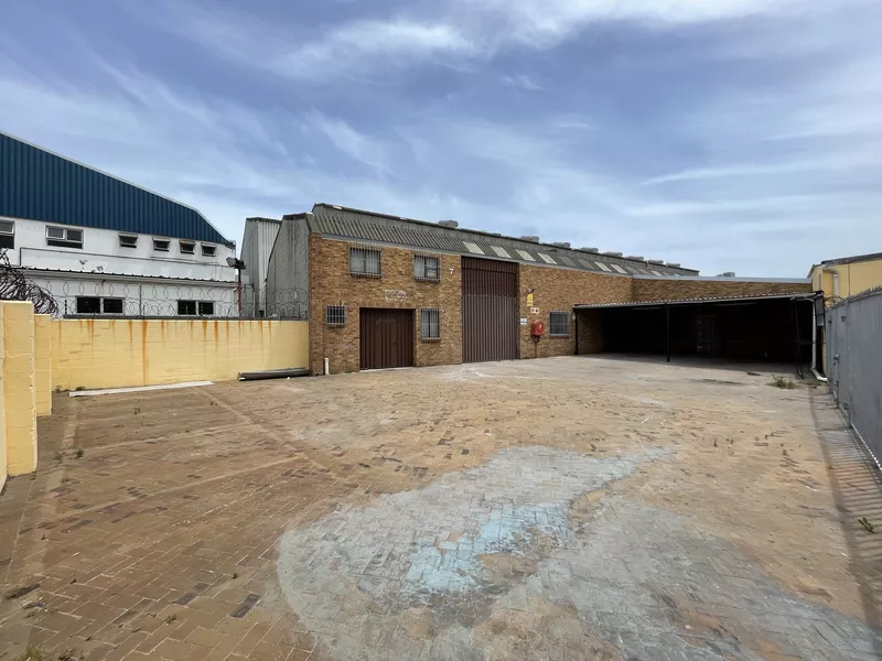 500 m² Industrial to let in Milnerton, 4 Hoist Avenue (photo 2)