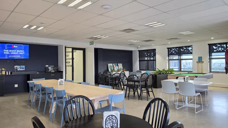 2 506 m² Office to let in Century City, 5 on Century City Drive (West) (photo 16)