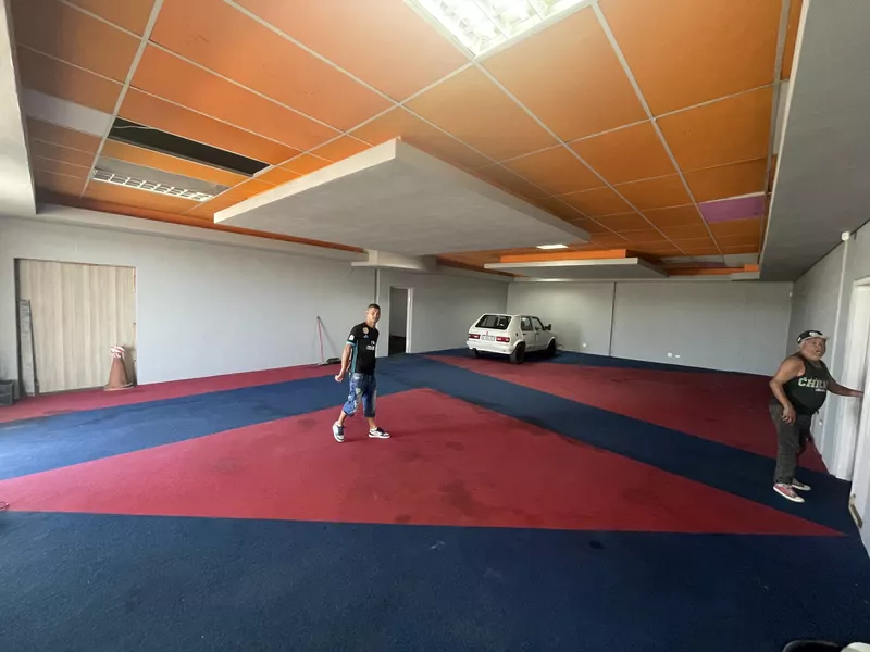 1 000 m² Industrial for sale in Ottery, Furnicraft (photo 8)