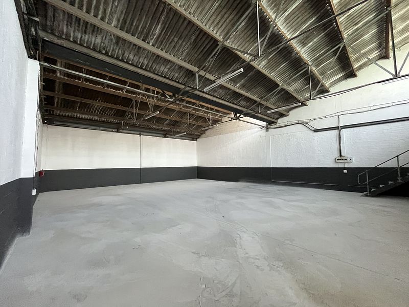 360 m² Industrial to let in Epping, Gunners Factory Park (photo 5)