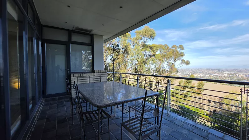 409 m² Office to let in Tygerberg Office Park, Tygerberg Office Park - Plattekloof House (photo 13)