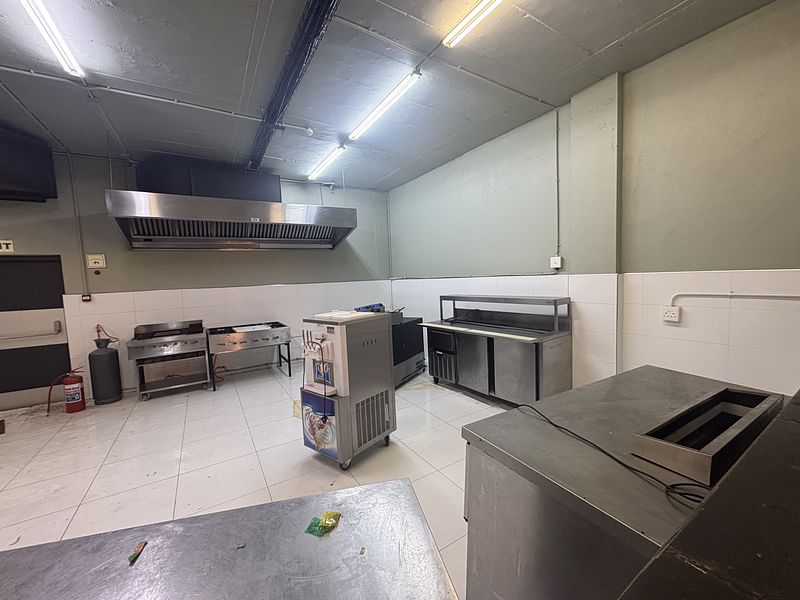 559 m² Retail property to let in Durbanville, IPIC Shopping Centre Aurora (photo 18)