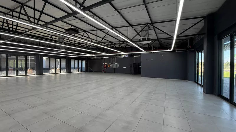 800 m² Retail property to let in Brackenfell, Brackenfell Shopping Centre (photo 20)