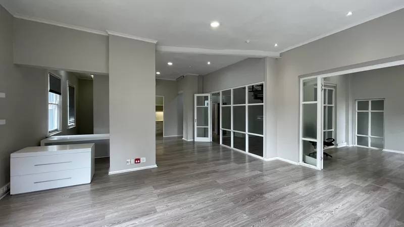 232 m² Office to let in Cape Town City Centre/CBD, 29 Loop Street (photo 7)