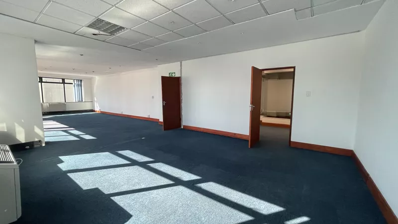 283 m² Office to let in Cape Town City Centre/CBD, The Pinnacle (photo 7)