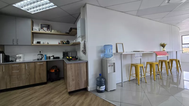 317 m² Office to let in Waterford Place Office Park, Nordic Park 1 (photo 33)